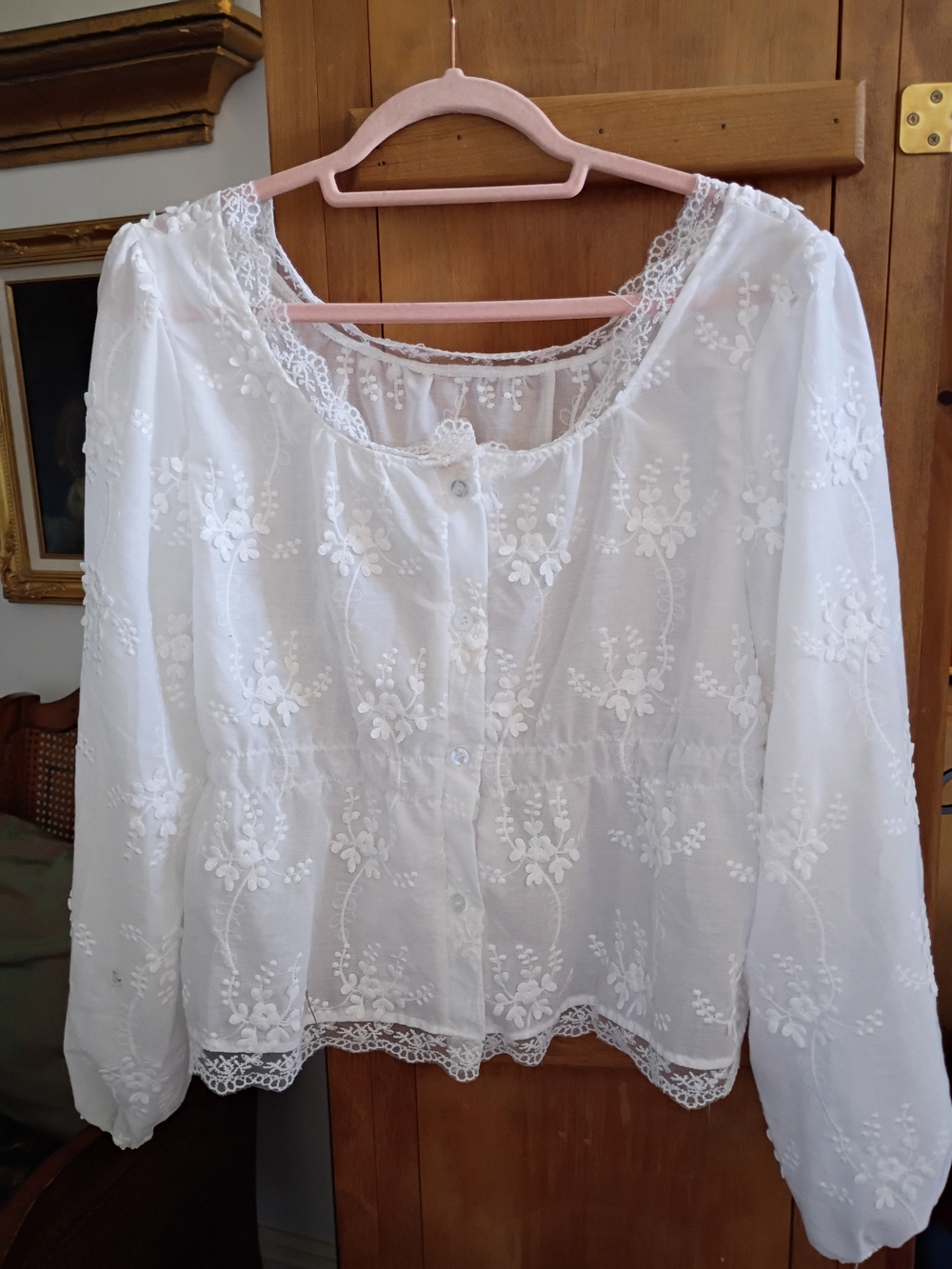 Women’s White Lace-Embroidered Button Front Blouse Boho